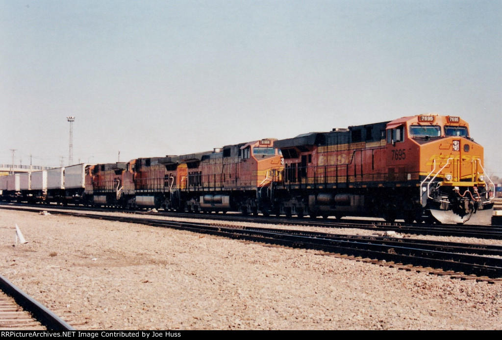 BNSF 7695 East